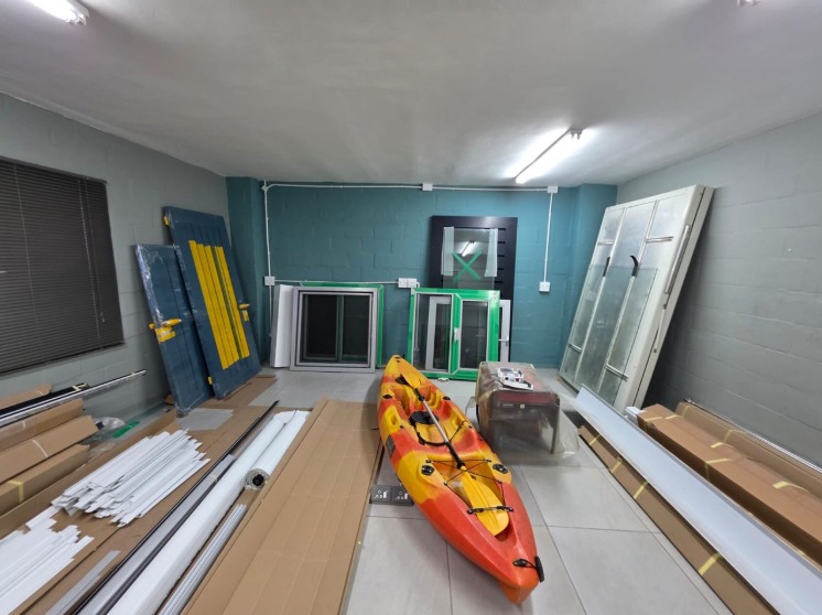 To Let commercial Property for Rent in Onverwacht Western Cape